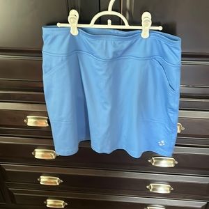 Jofit golf skort. Large. 2 front and 2 back pockets